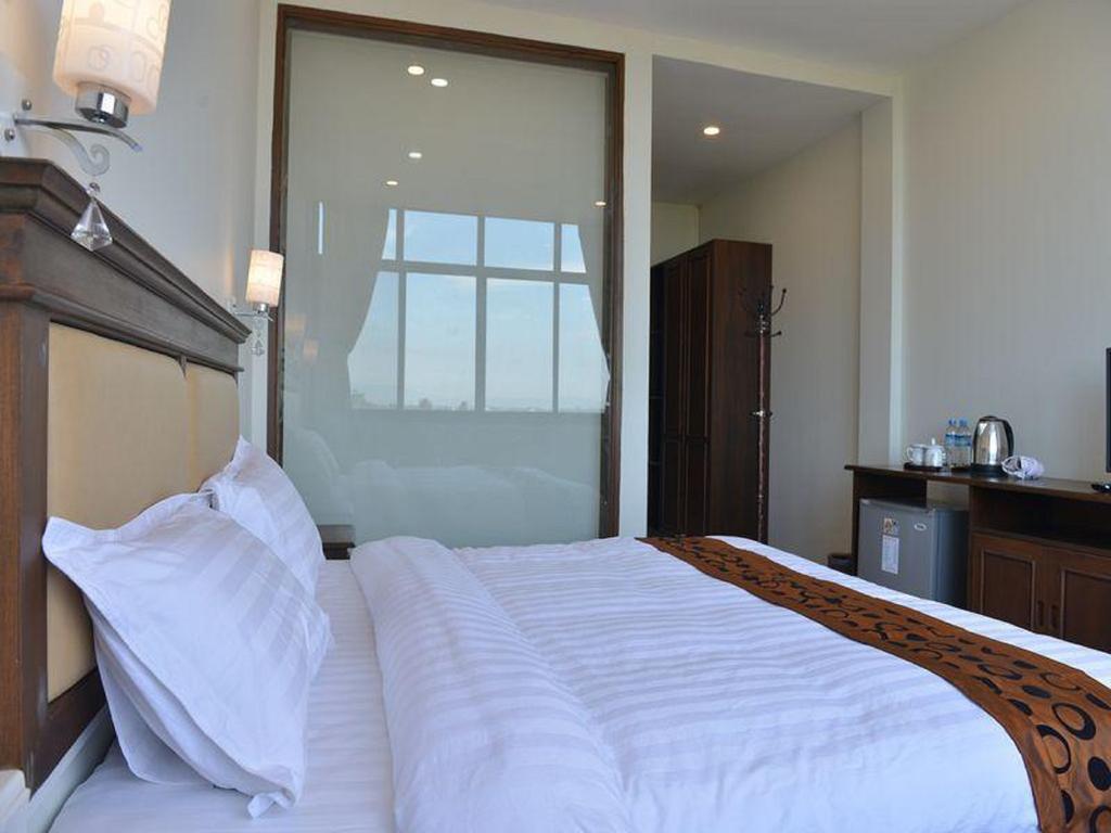 Hotel Myitkyinā Εξωτερικό φωτογραφία