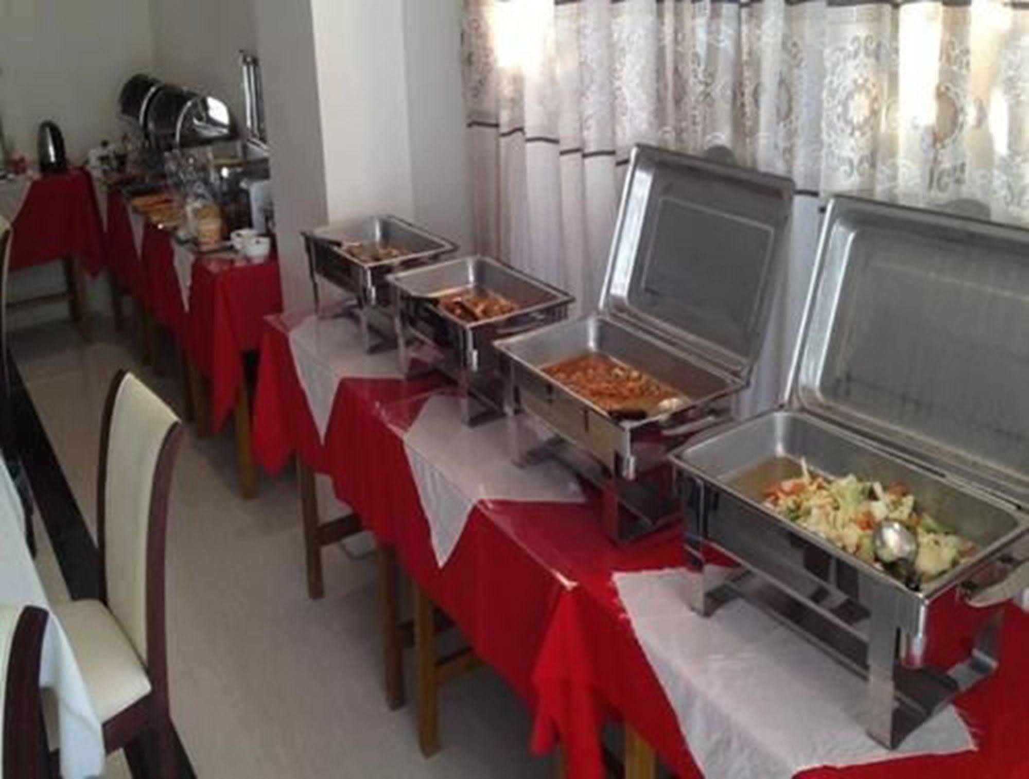Hotel Myitkyinā Εξωτερικό φωτογραφία